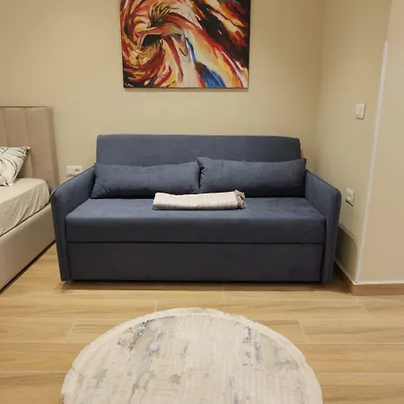 Hidden Gem 2 Apartman Tirana
